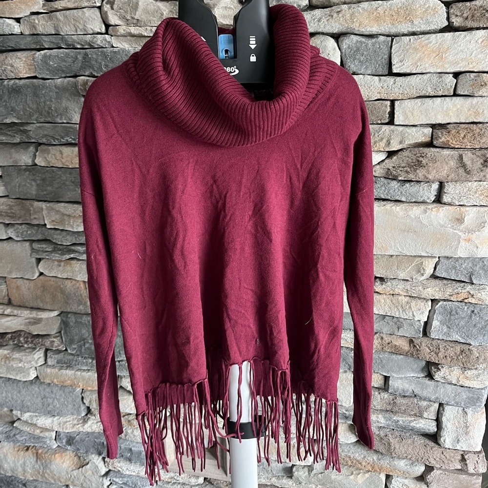 NWOT Michael Kors Maroon Turtleneck fringe sweater - Size S